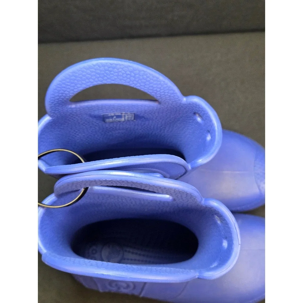 CROCS kids handle